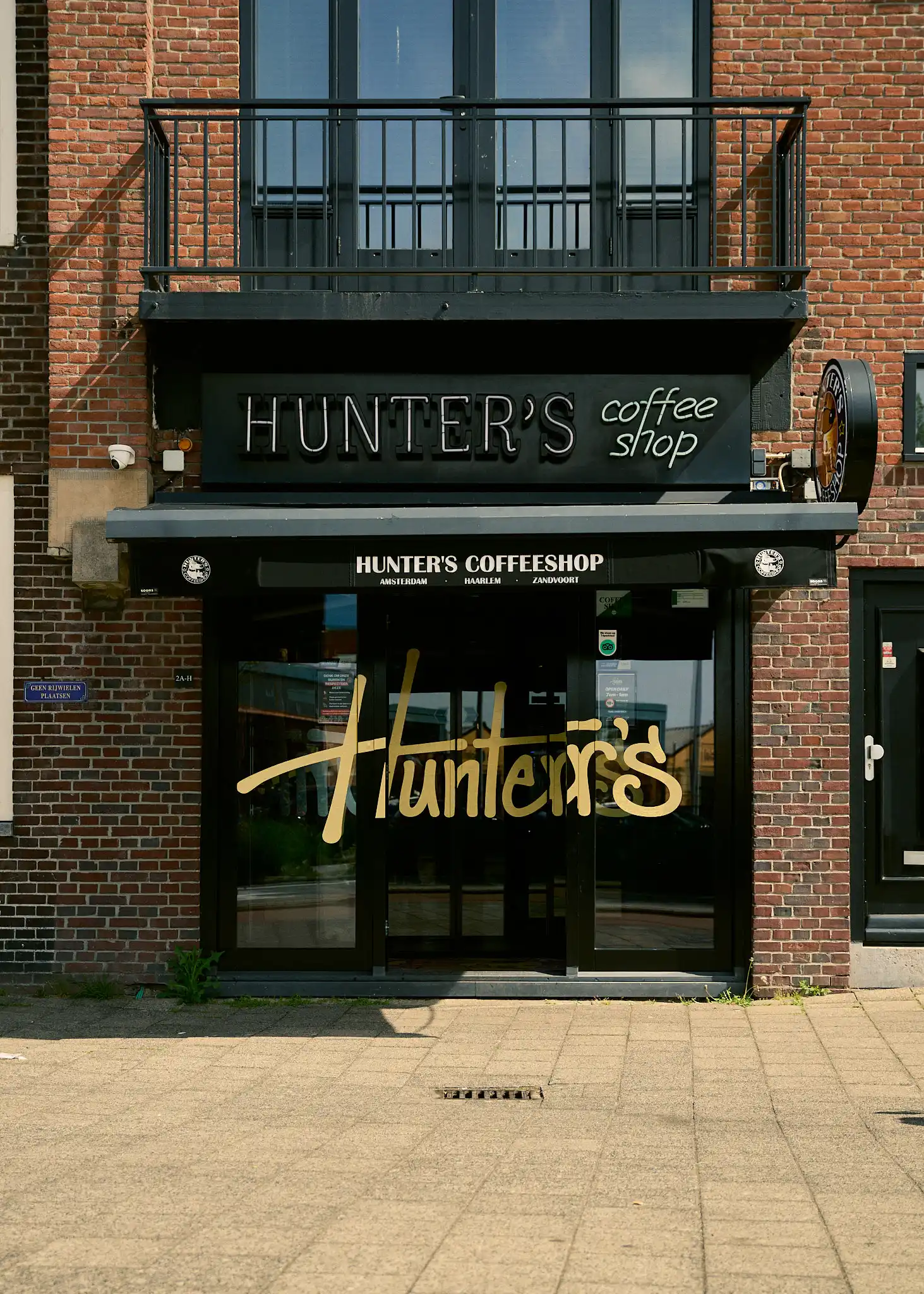 Hunter's North - Papaverweg